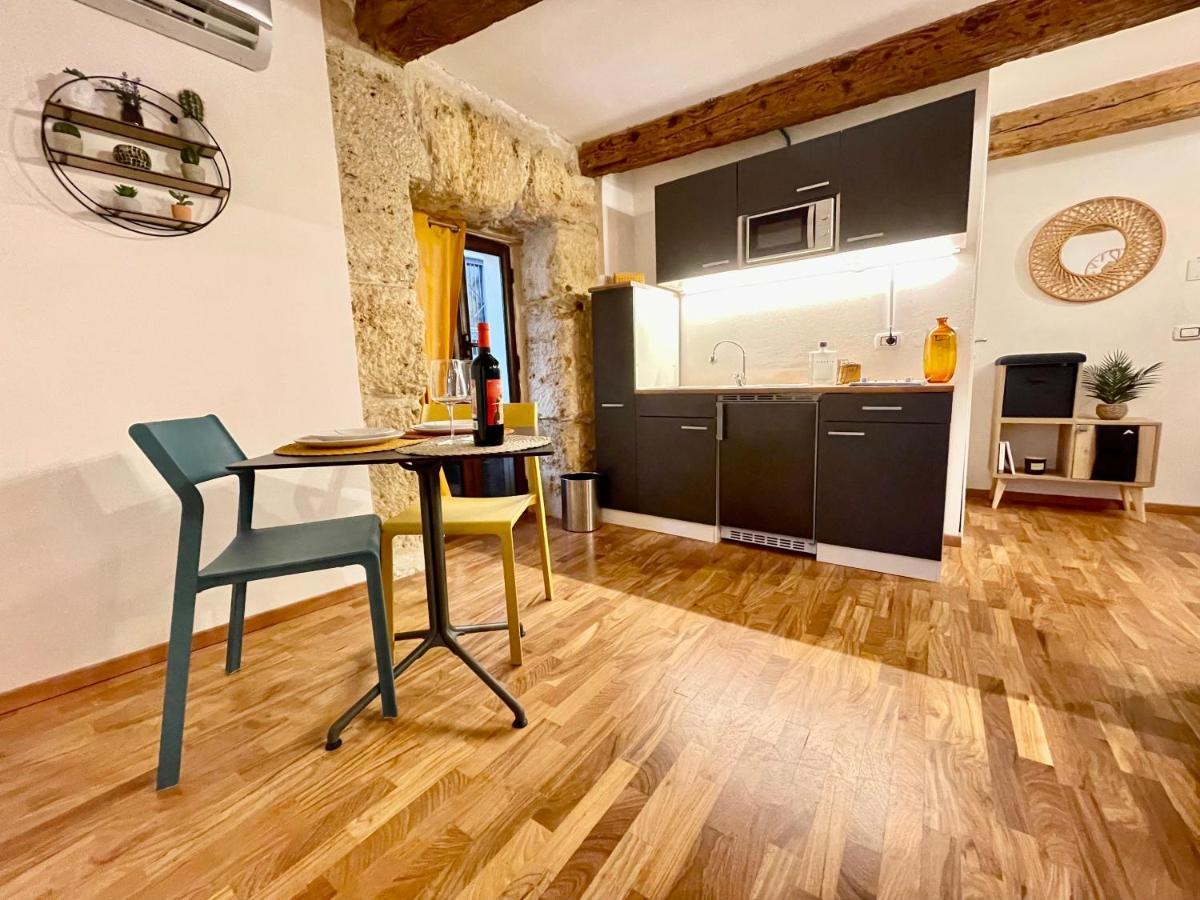 Corrieri Little Apartment Palermo Eksteriør bilde